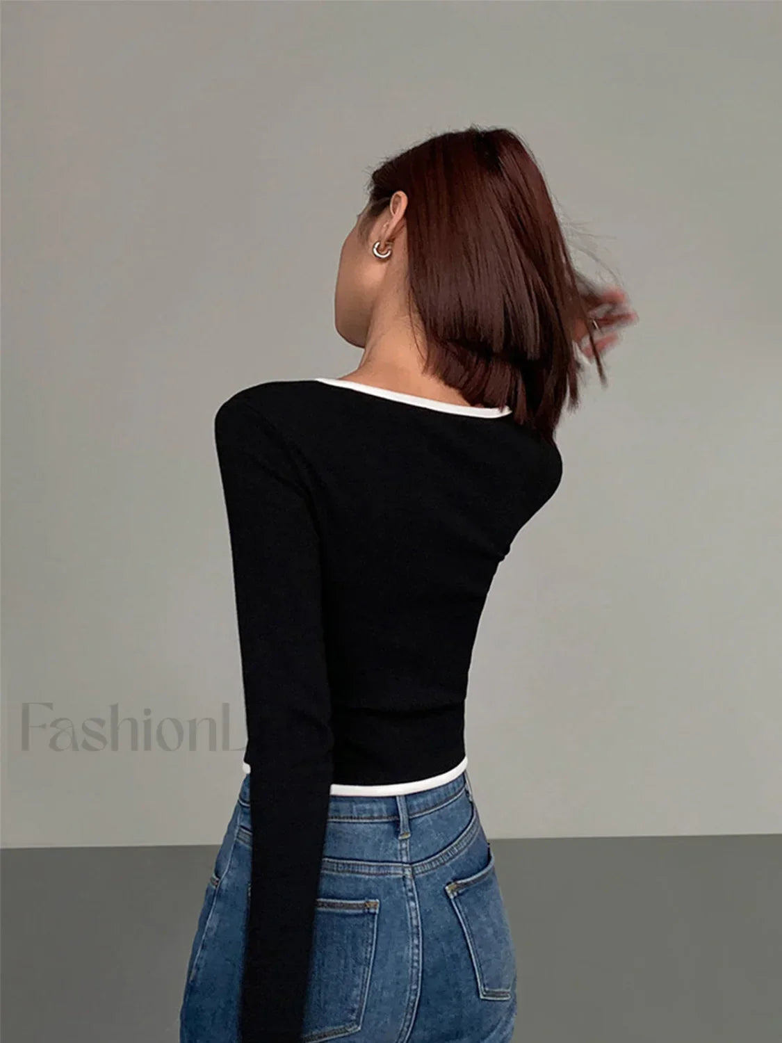 Square Neck Contrast Trim Long Sleeve Knit Shirt