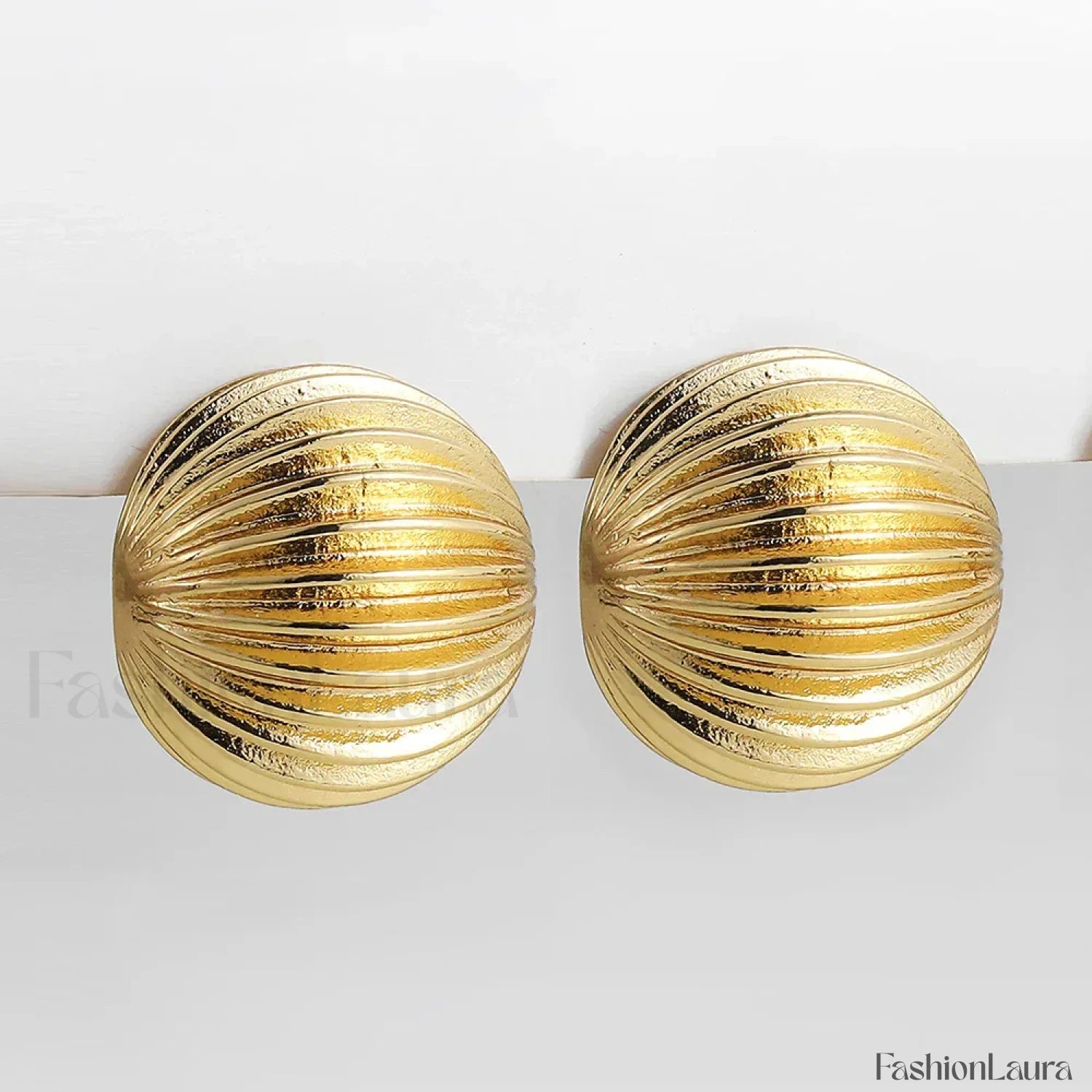 Stainless Steel Gold Plated Tear Drop Earrings Lightweight Smooth Metal Waterdrop Hoop Earring