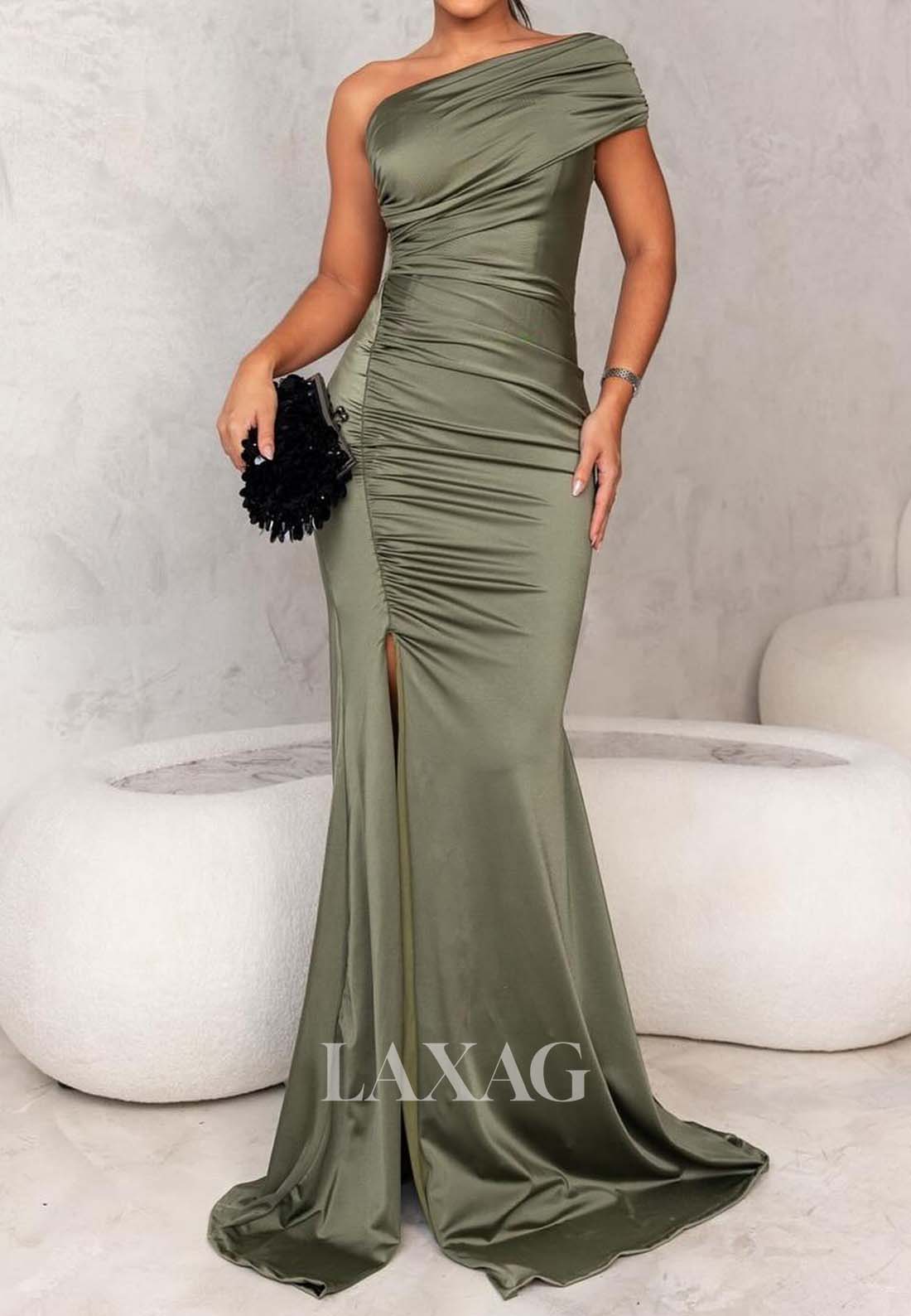 Simple Sleeveless Asymmetrical-Neck Evening Dress Pleated Satin Sweep Train Slit Formal Gowns