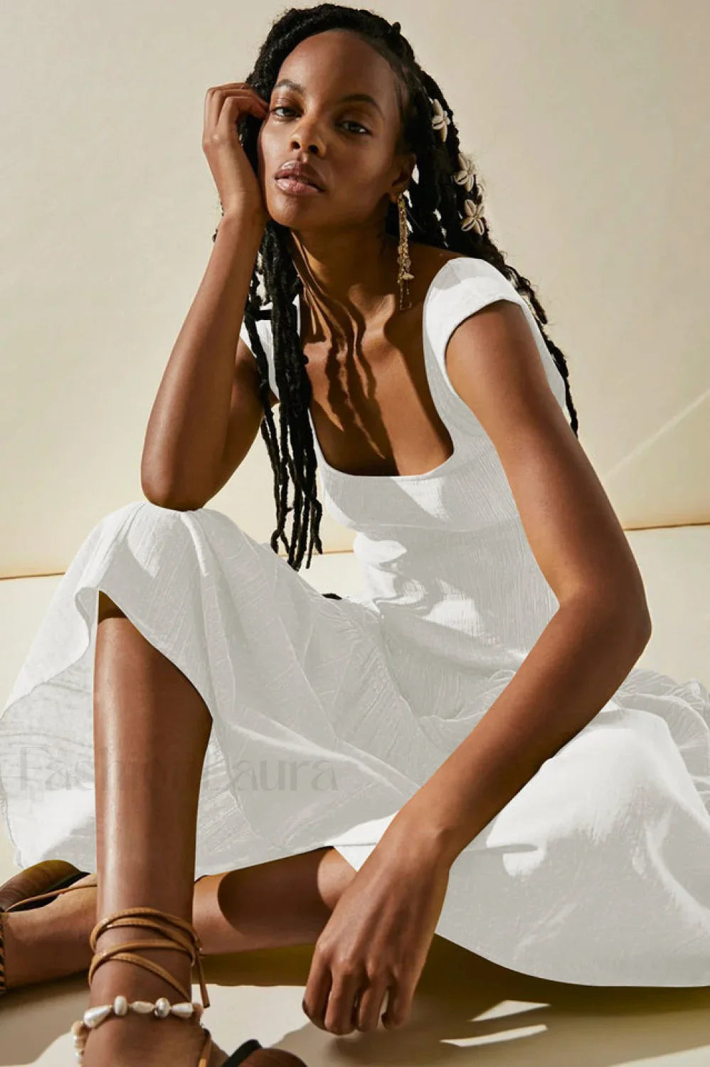 Traveler Elegant Midi Dress