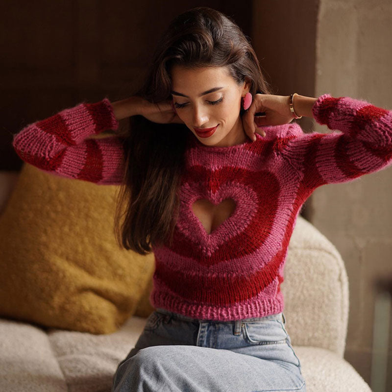Unique Heart Cut Out Crew Neck Long Sleeve Rib Knit Cropped Sweater - Red