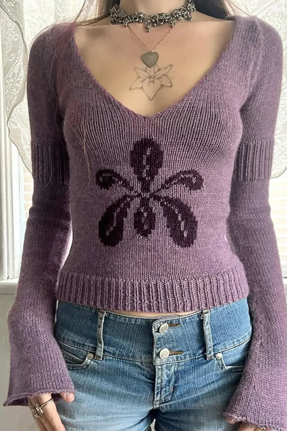 V Neck Floral Jacquard Sweater Purple / S