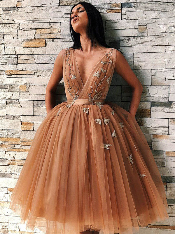 Lace Applique Tulle Plunge V-Neck Sleeveless Midi Prom Dress