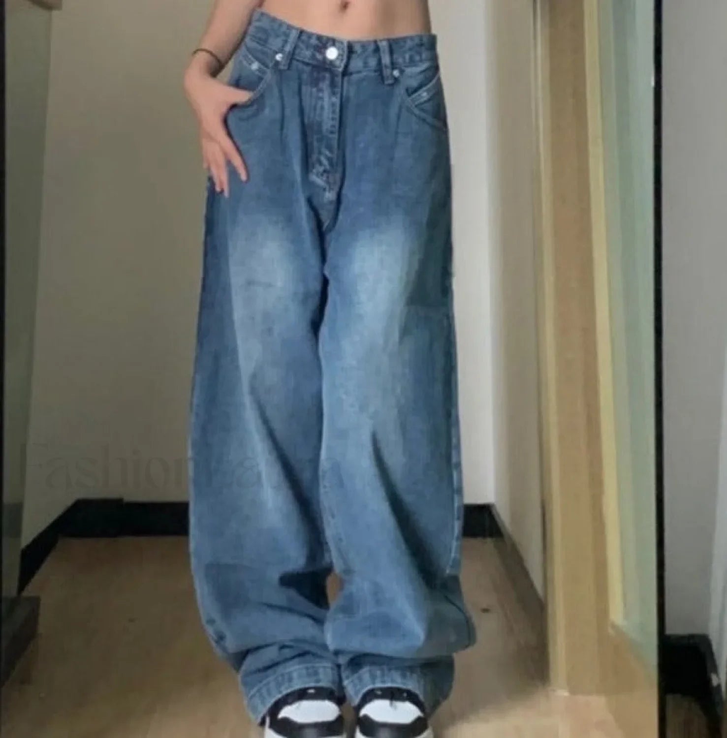 Vintage Blue Graceful Wash Boyfriend Jeans