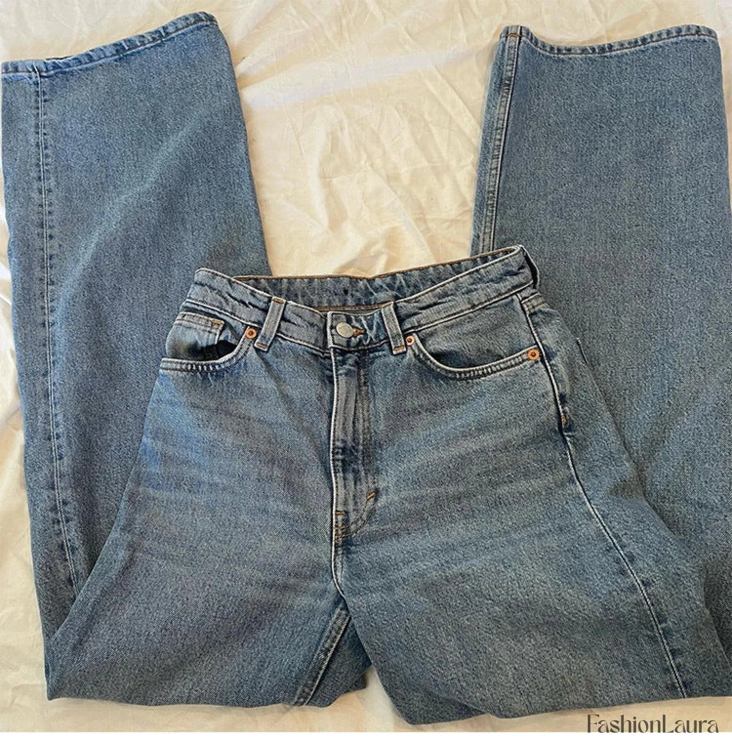 Vintage Blue Graceful Wash Boyfriend Jeans