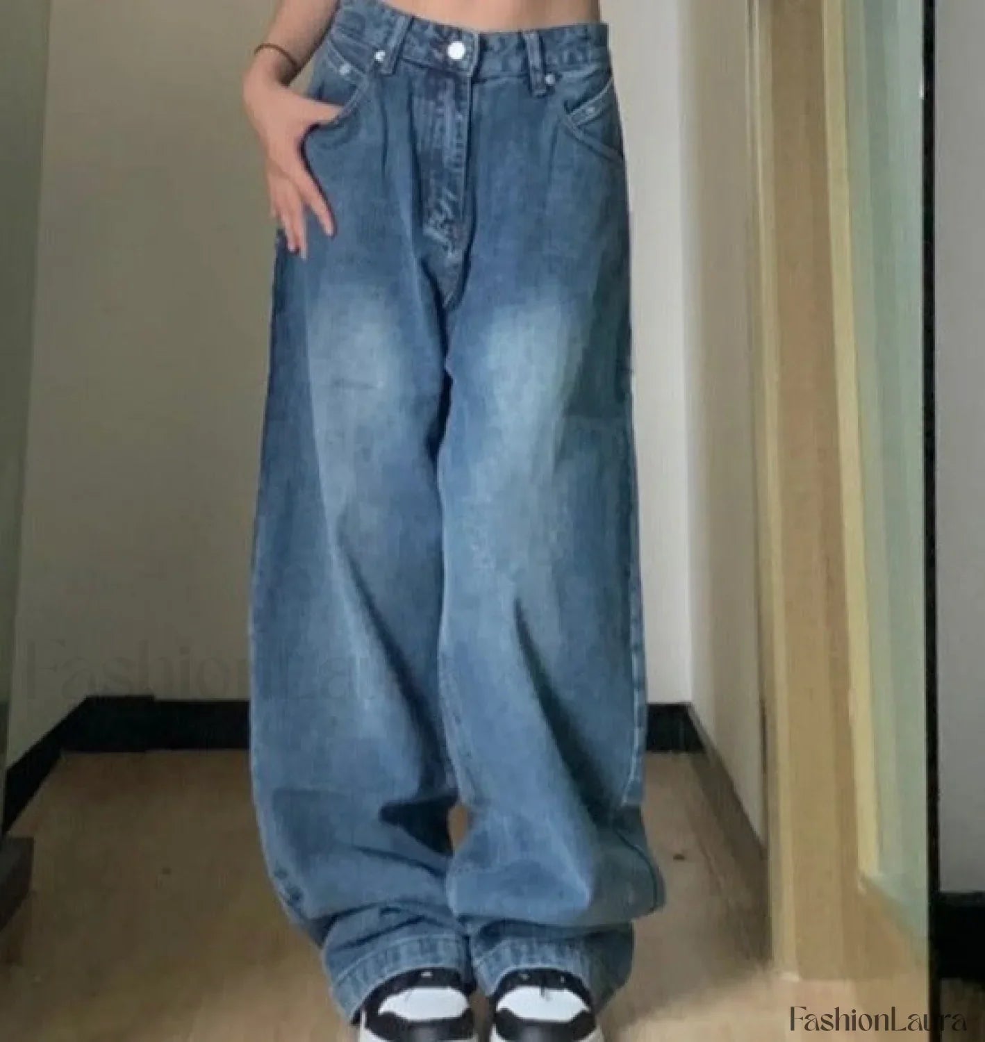 Vintage Blue Graceful Wash Boyfriend Jeans