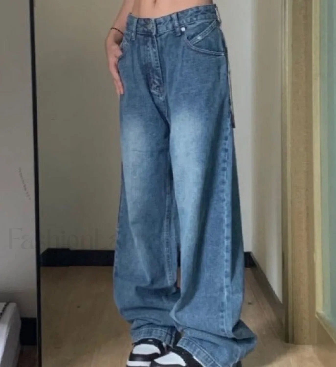 Vintage Blue Graceful Wash Boyfriend Jeans