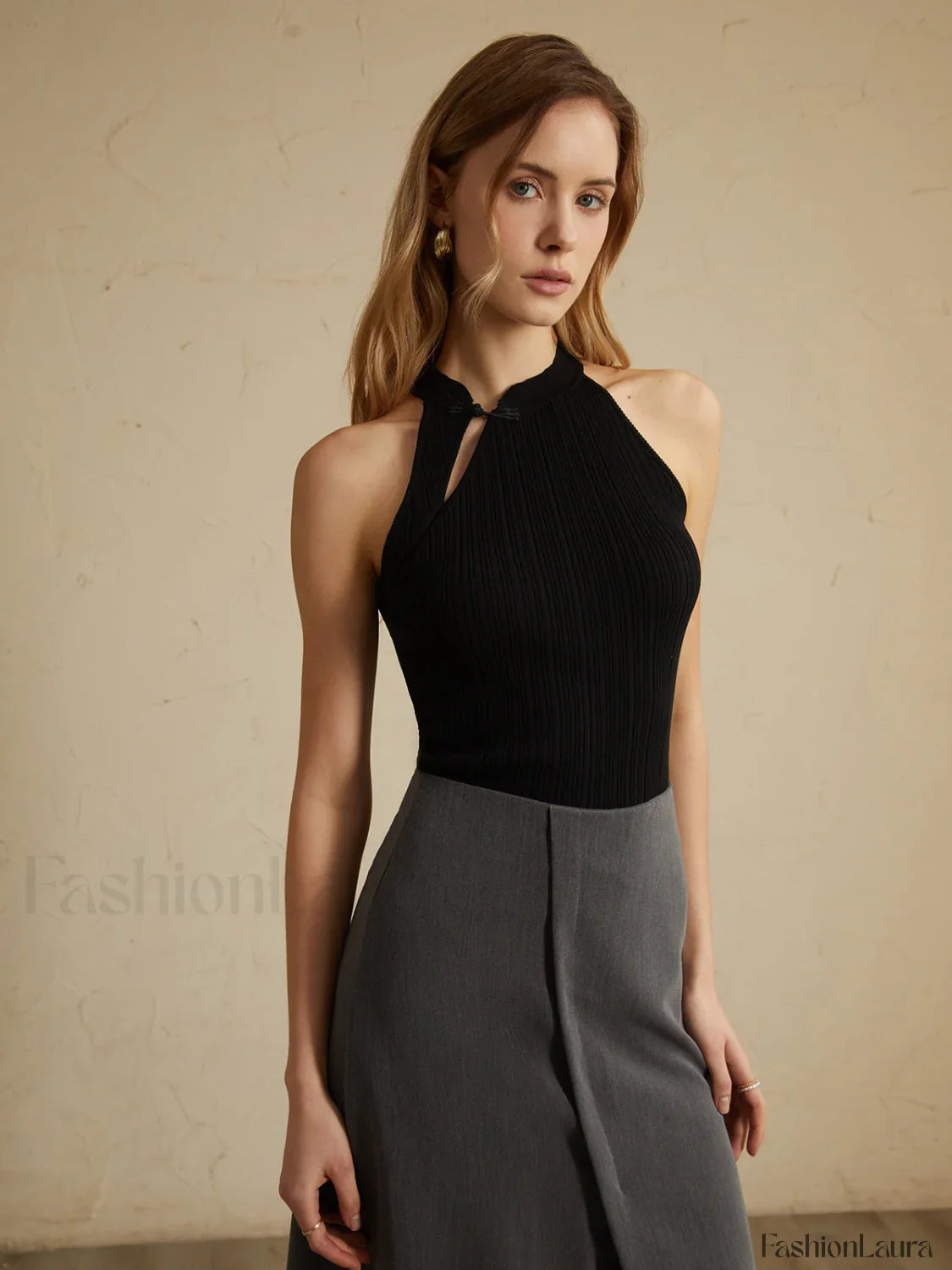 Vintage Button Graceful Sweater Vest