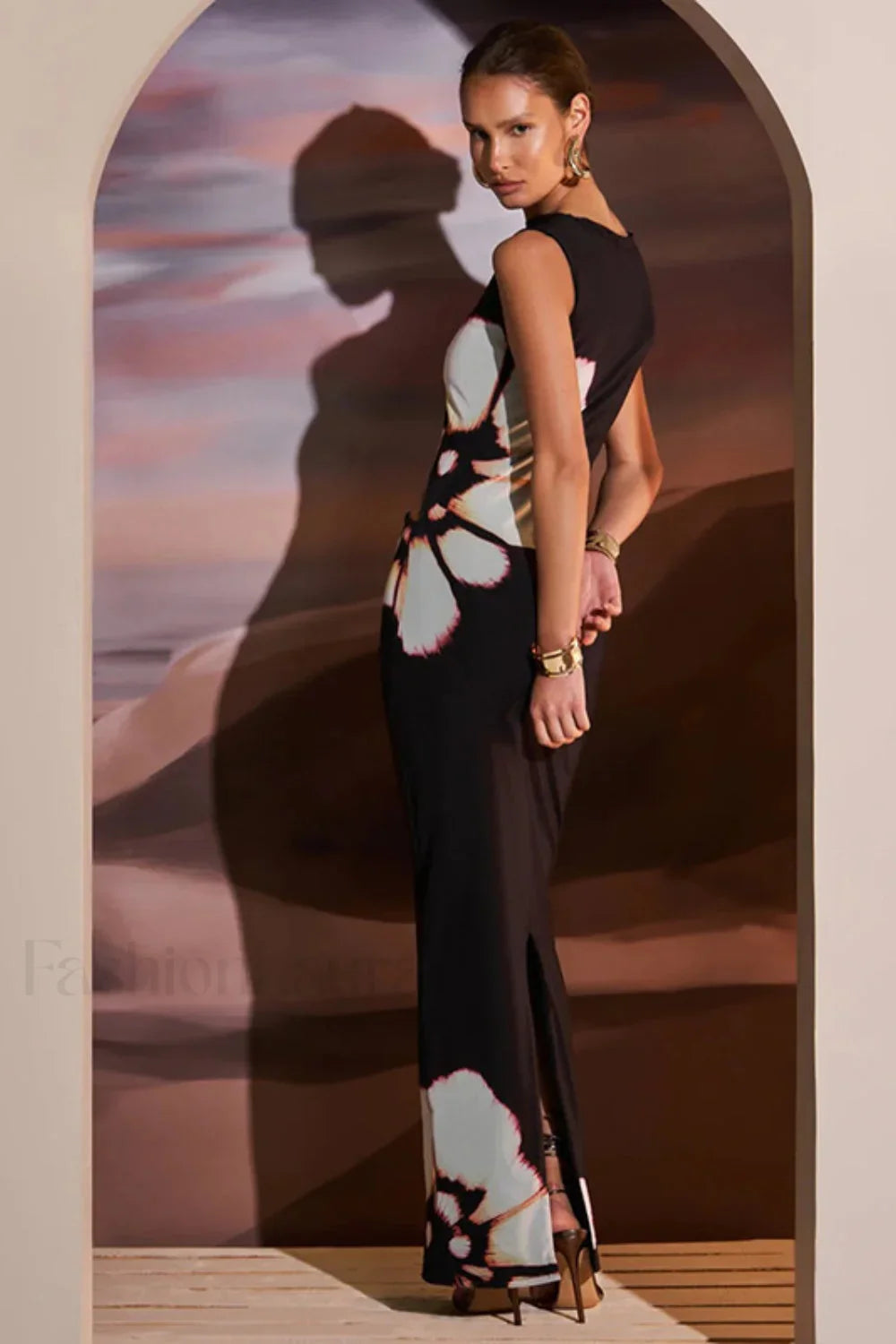 Vintage Floral Sleeveless Cutout Bodycon Maxi Dress