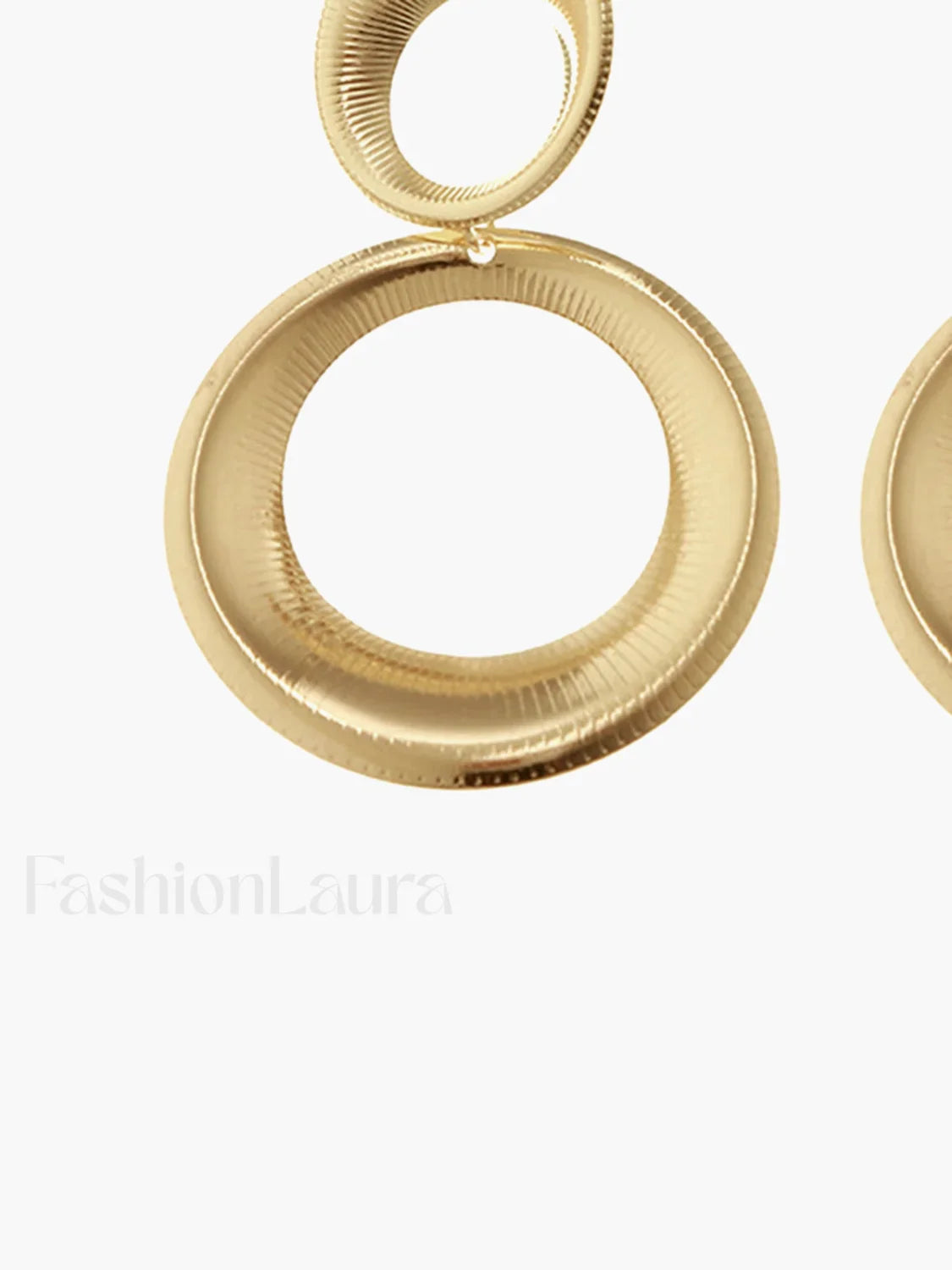 Vintage Round Graceful Bold Pendant Earrings