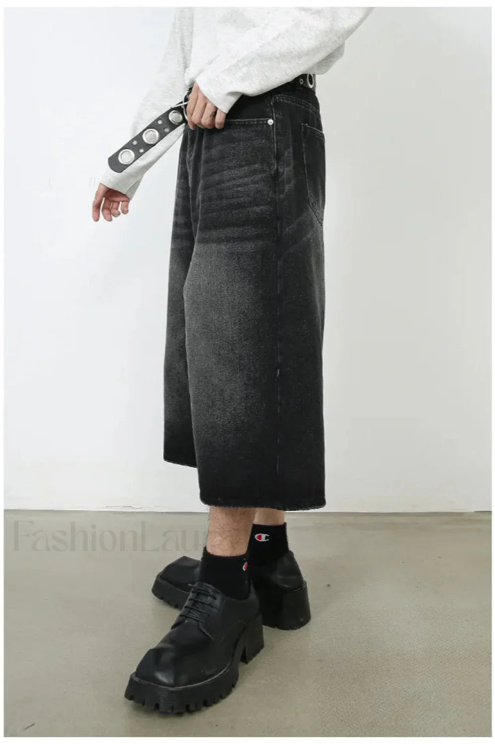 Vintage Y2K Loose Cropped Jeans