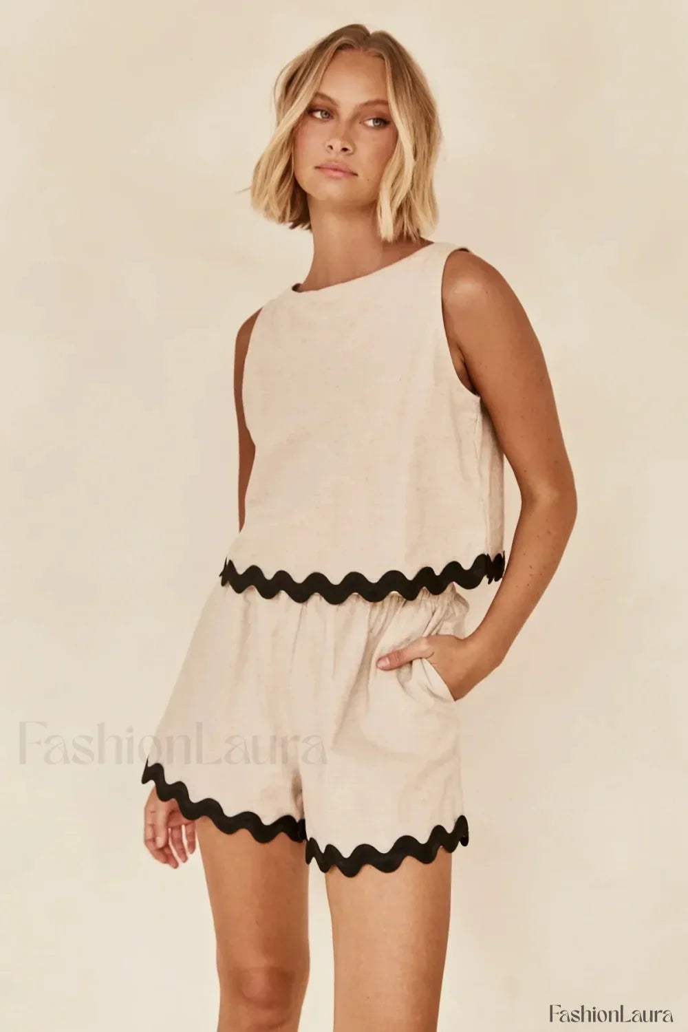 Wave Stripe Patchwork O Neck Tops Fashion Shorts Two Piece Set