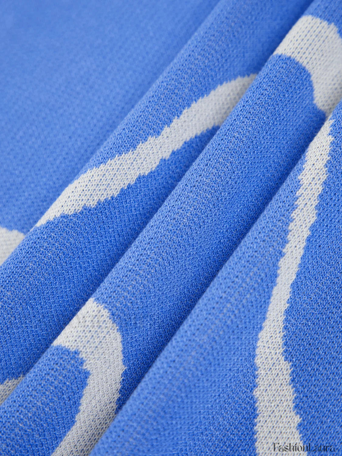 Wavy Print Graceful Strap Midi Dress