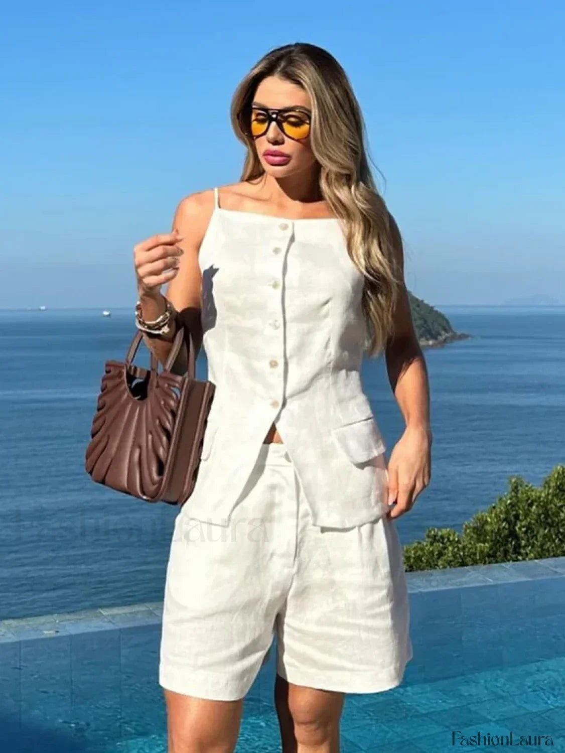 White Sleeveless Backless Shorts Two Piece Set