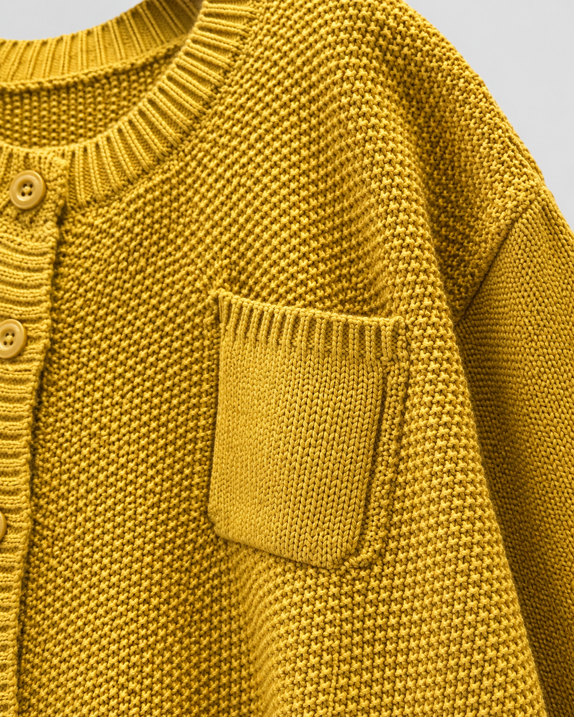 Women’s Button-Up Knit Cardigan with Pocket