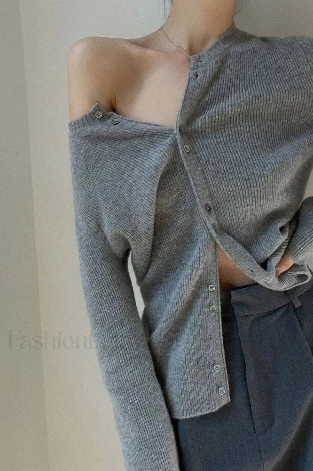 Women's Casual Solid Round Neck Cardigan