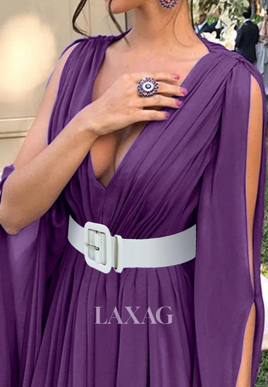 Deep V-Neck Strsps Sleeveless A-Line Prom Dress Pleated Tulle Party Gowns with Sweep Train